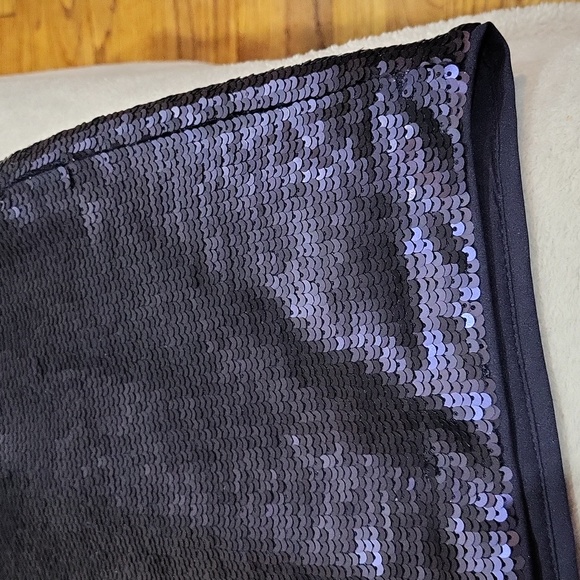 Banana Republic Skirt - Picture 5 of 14